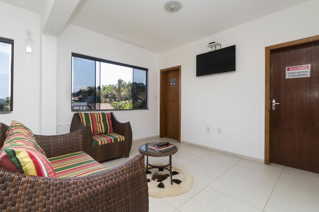Residencial Los Abuelos 邦比尼亚斯 外观 照片