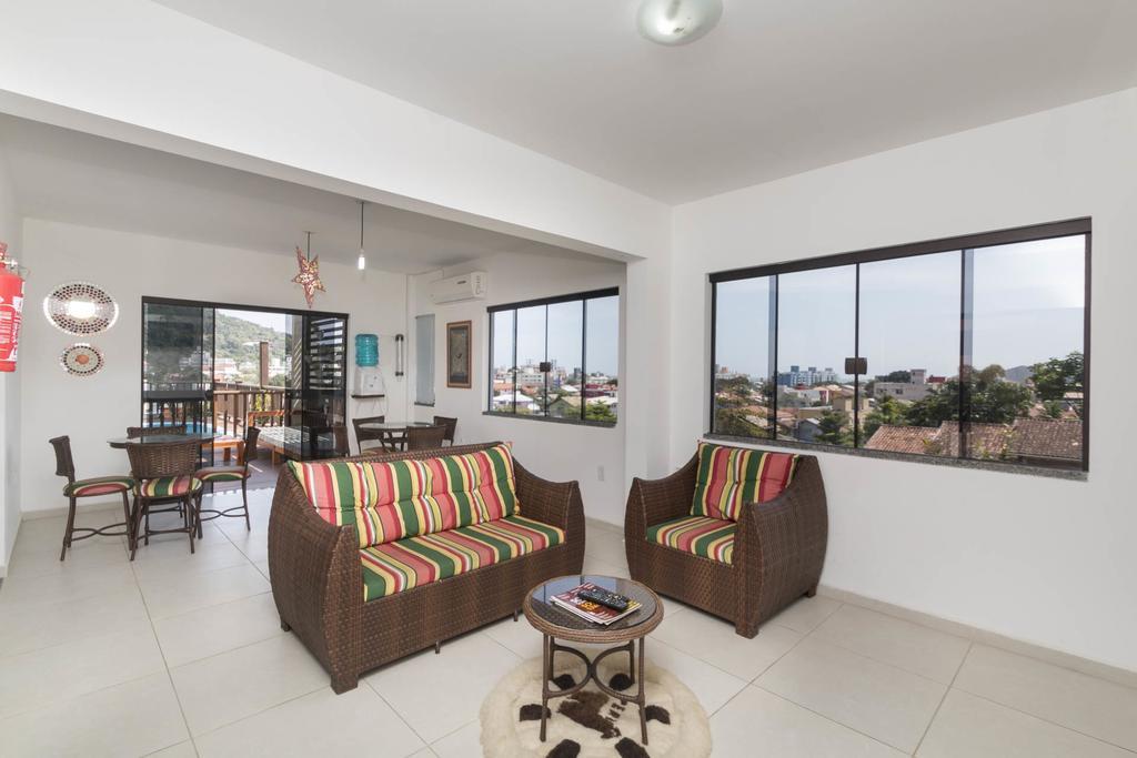 Residencial Los Abuelos 邦比尼亚斯 外观 照片